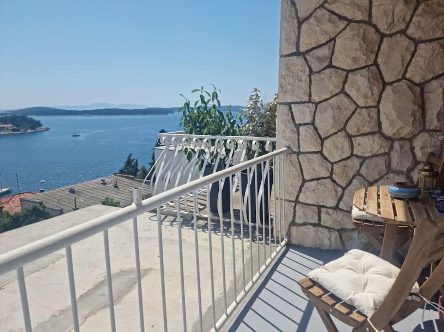Private Room With View 1 Hvar Town Dış mekan fotoğraf